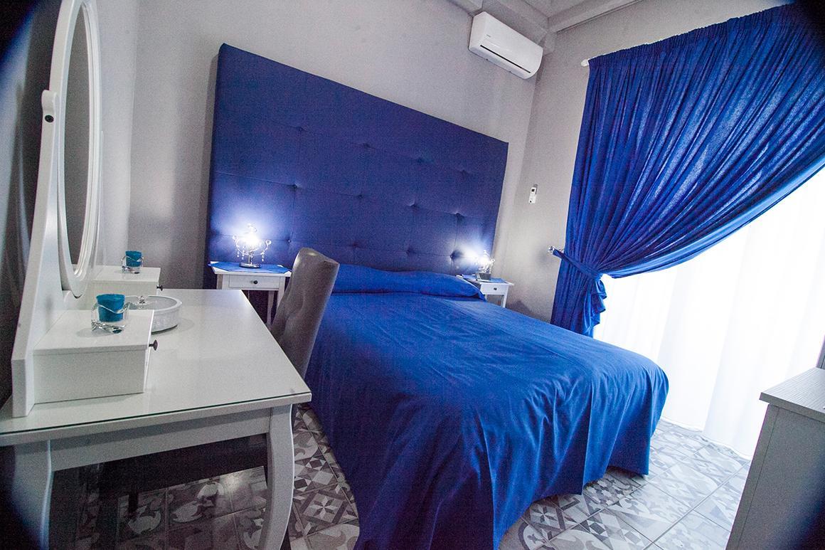 Couette-café Luxury Naples